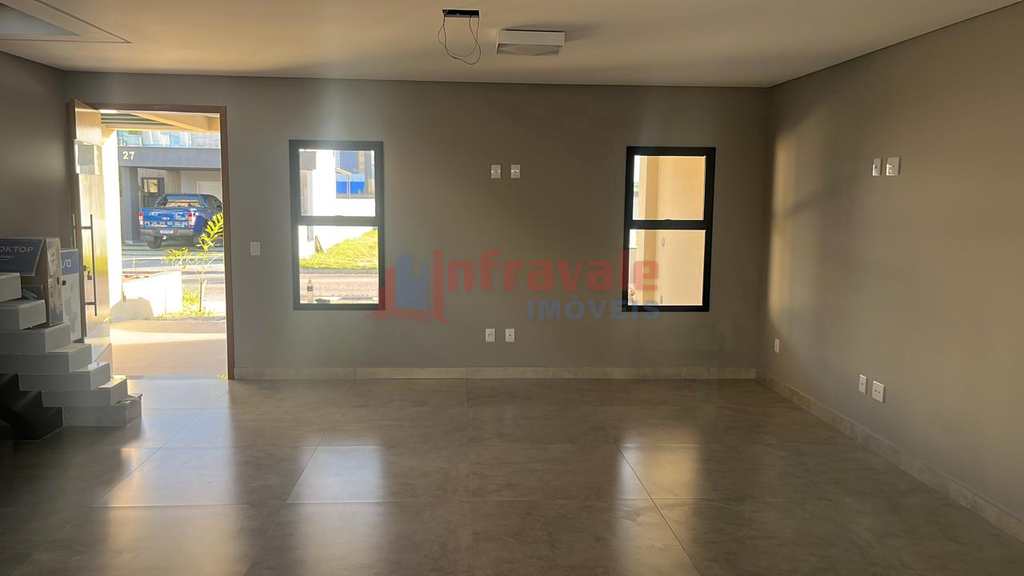 Sobrado de Condomínio em Jacareí, no bairro Jardim Central Park