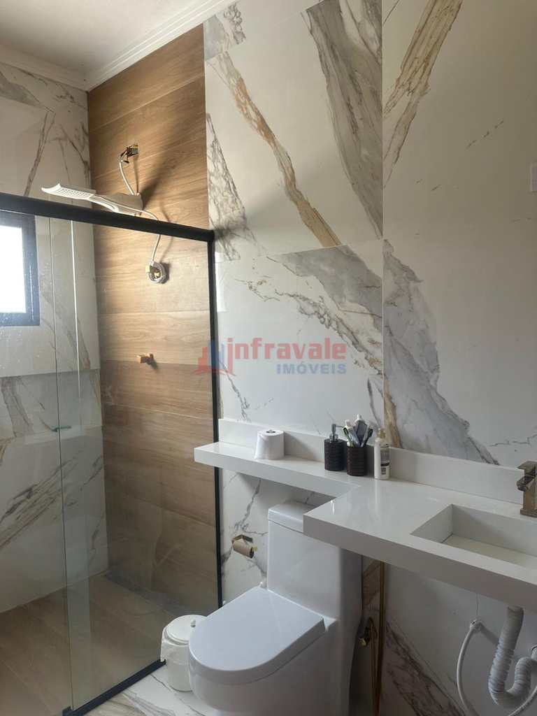 Sobrado em São José dos Campos, no bairro Setville Altos de São José