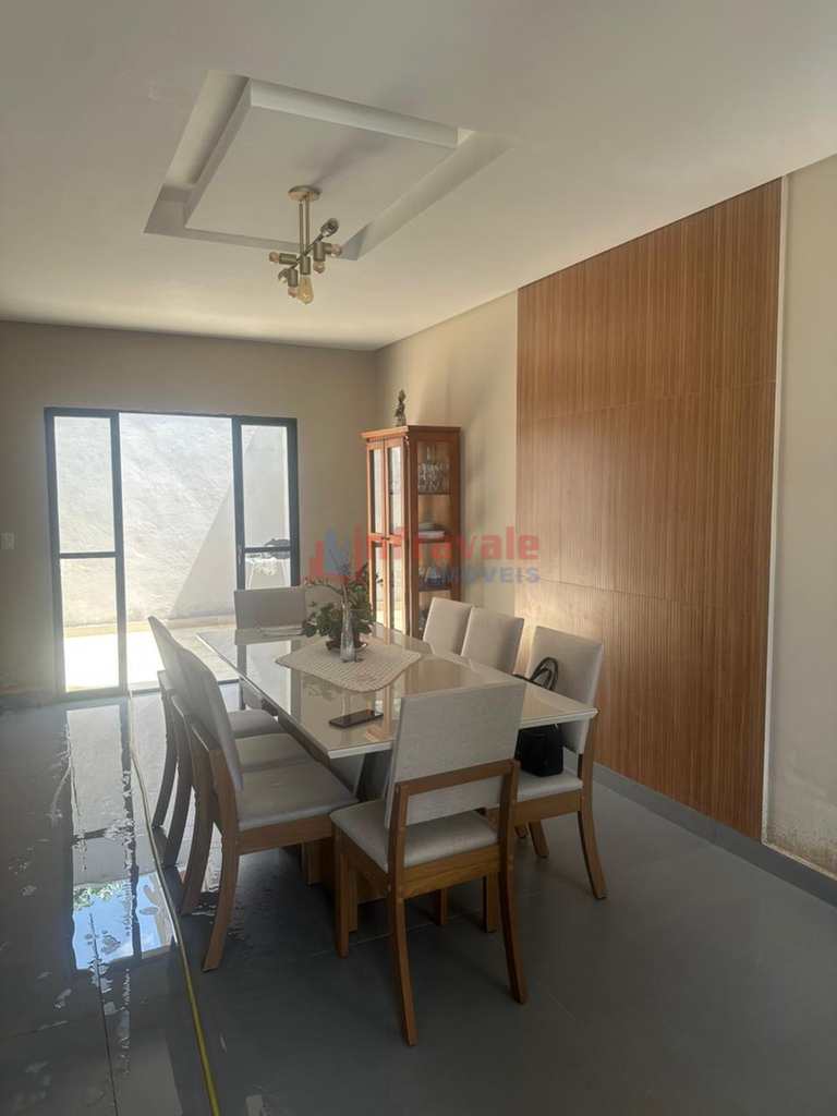 Sobrado em São José dos Campos, no bairro Setville Altos de São José