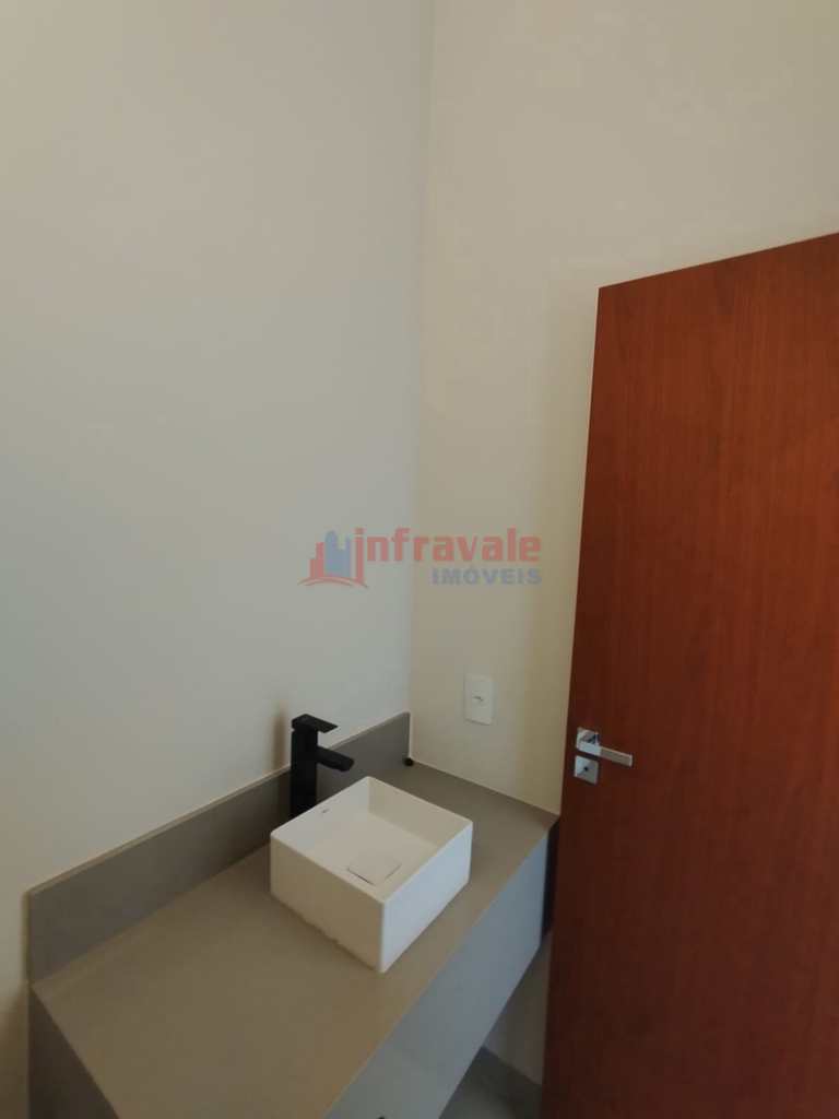 Casa de Condomínio em São José dos Campos, no bairro Putim