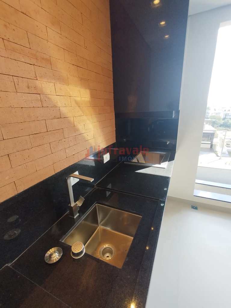 Casa de Condomínio em São José dos Campos, no bairro Putim