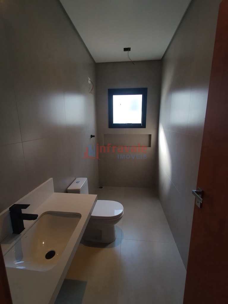 Casa de Condomínio em São José dos Campos, no bairro Putim