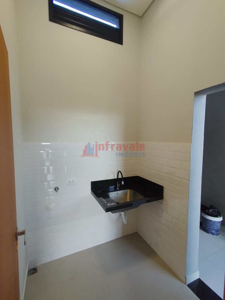 Casa de Condomínio em São José dos Campos, no bairro Putim