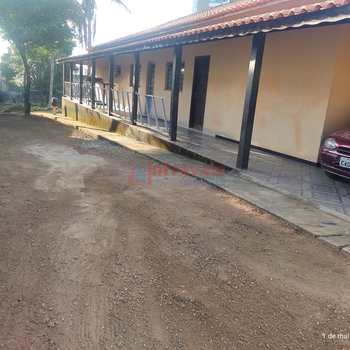 Casa em Jacareí, bairro Jardim Califórnia