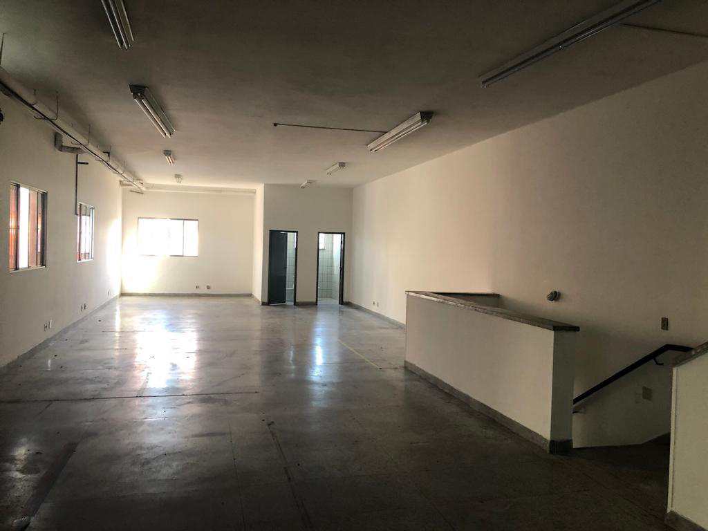 Conjunto Comercial em São Paulo, no bairro Vila Guarani (Z Sul)