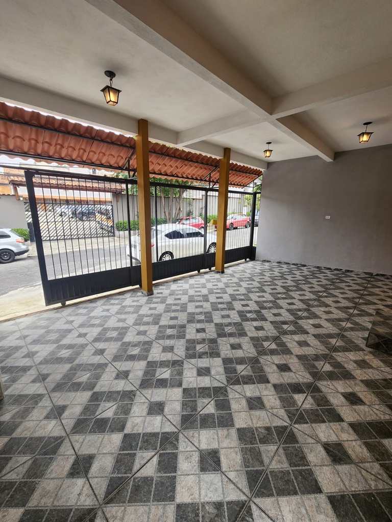 Casa em São Paulo, no bairro Vila Santa Catarina