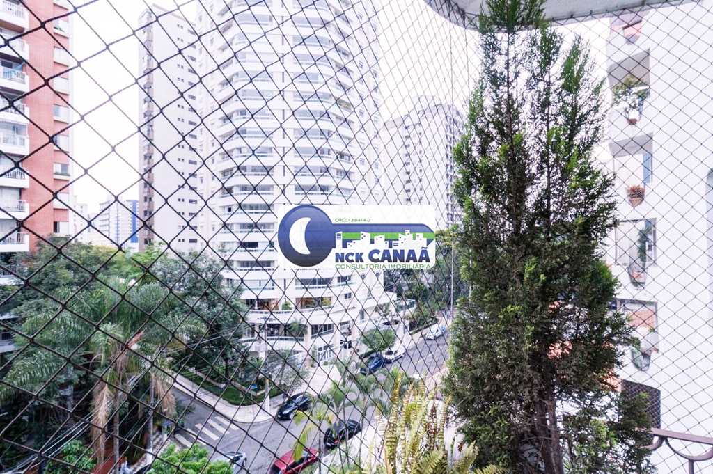 Apartamento em São Paulo, no bairro Indianópolis