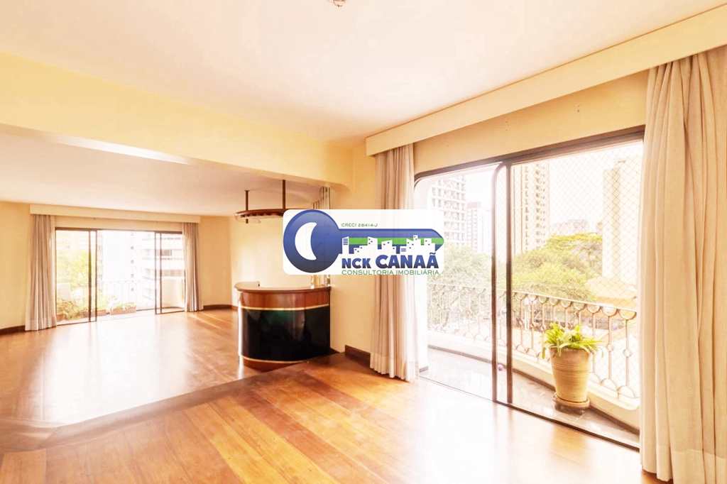 Apartamento em São Paulo, no bairro Indianópolis