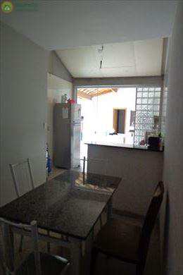 Casa em Taubaté, no bairro Jardim Independência