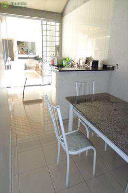 Casa em Taubaté, no bairro Jardim Independência