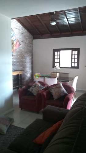 Casa, código 7080 em Taubaté, bairro Jardim Continental