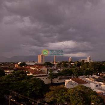 Cobertura em Taubaté, bairro Centro