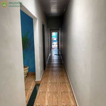 Casa em Taubaté, bairro Jardim das Nações