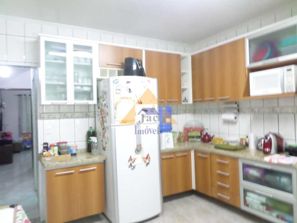Sobrado em Santo André, no bairro Jardim Guarará