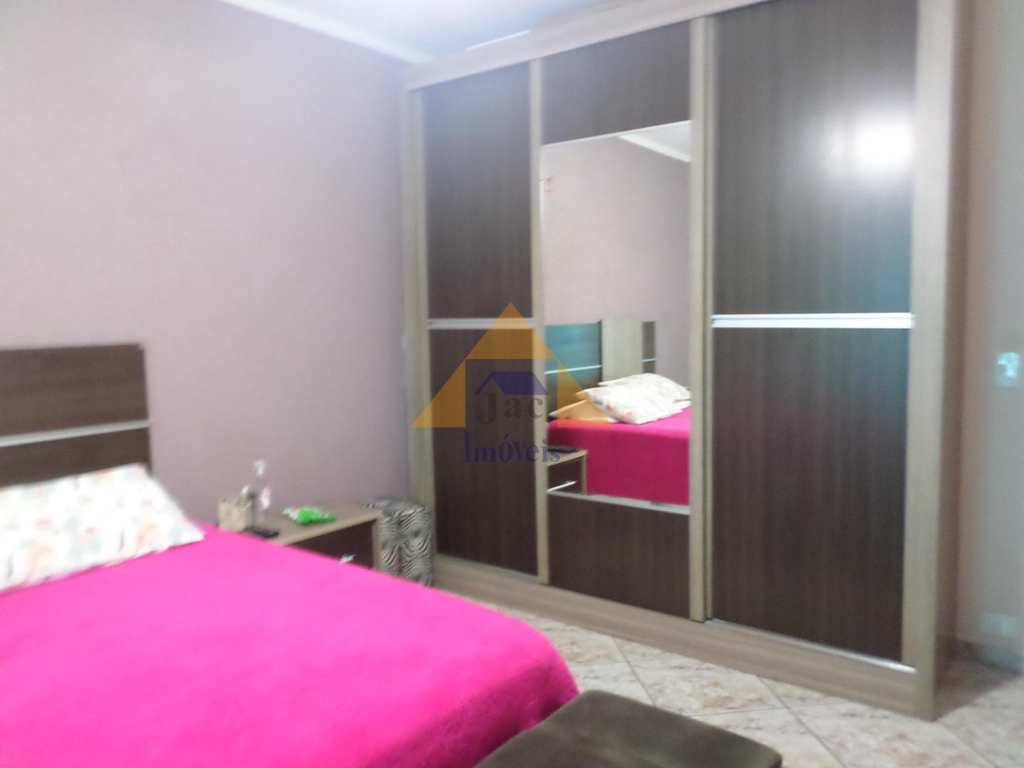 Sobrado em Santo André, no bairro Jardim Guarará