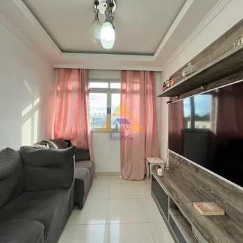 Apartamento em Santo André, bairro Vila Lutécia