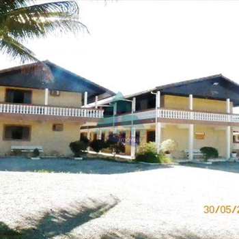 Casa Comercial em Ubatuba, bairro Praia Sape