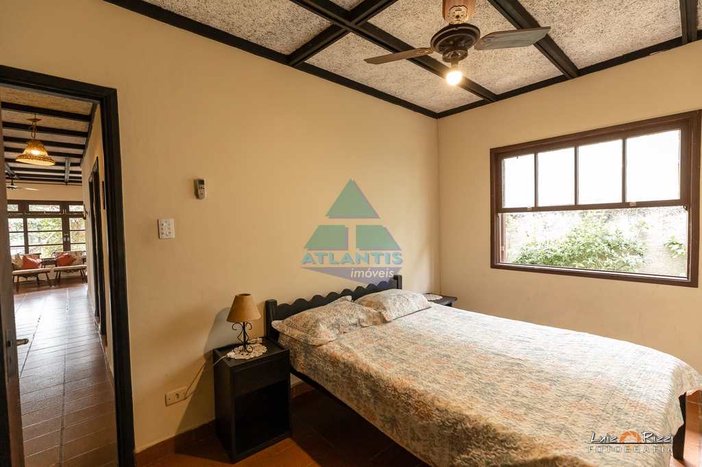 Casa em Ubatuba, no bairro Condomínio Lagoinha