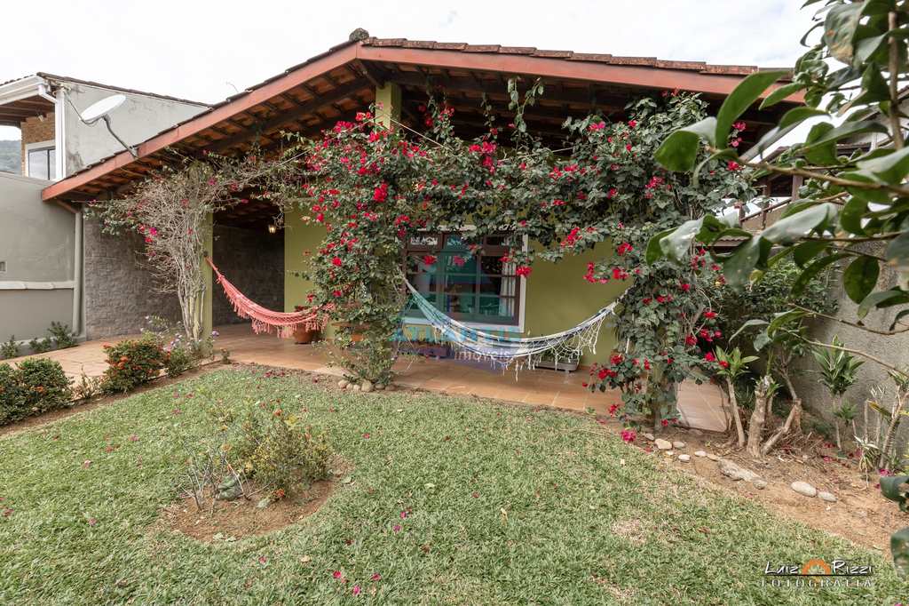 Casa em Ubatuba, no bairro Condomínio Lagoinha