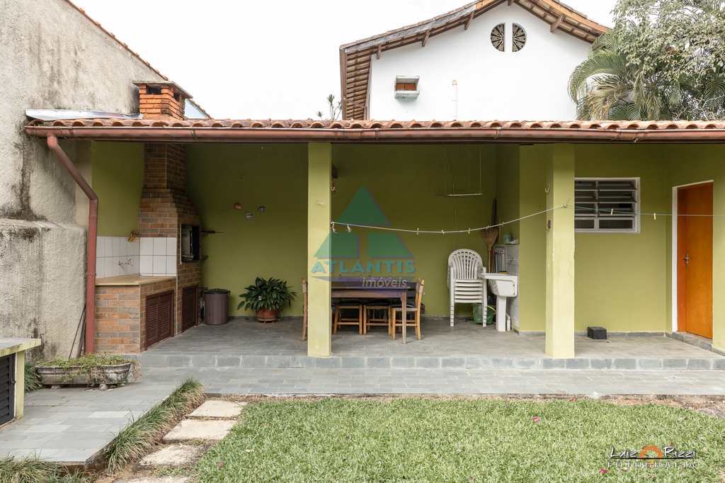 Casa em Ubatuba, no bairro Condomínio Lagoinha