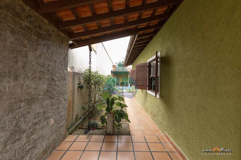 Casa em Ubatuba, no bairro Condomínio Lagoinha