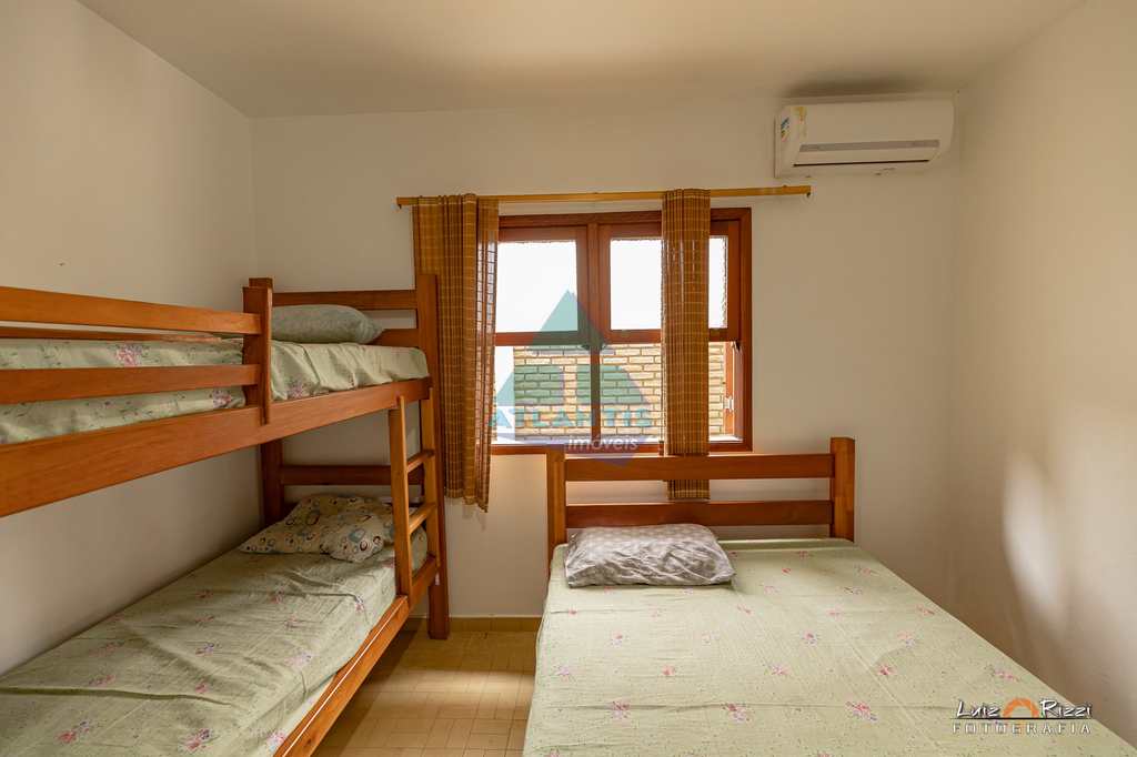 Casa em Ubatuba, no bairro Condomínio Lagoinha