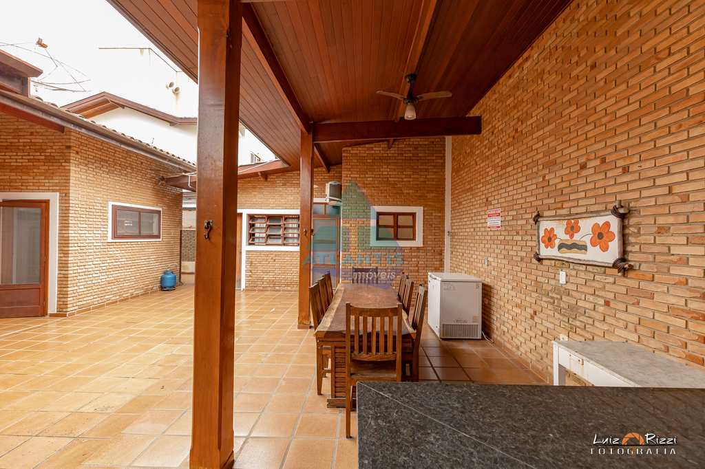Casa em Ubatuba, no bairro Condomínio Lagoinha