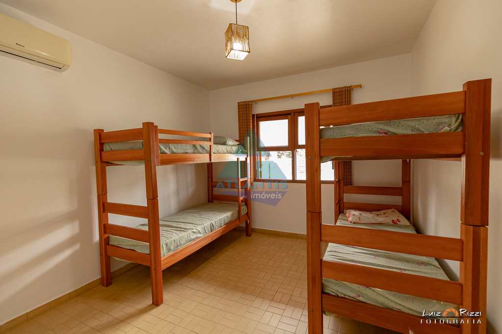 Casa em Ubatuba, no bairro Condomínio Lagoinha