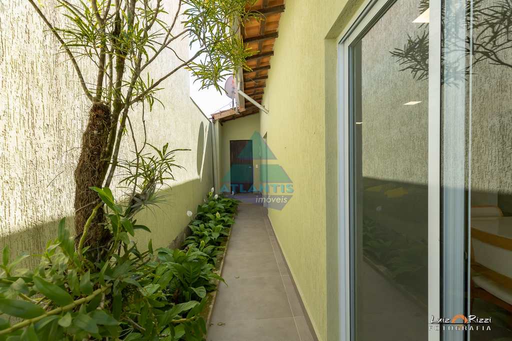 Casa em Ubatuba, no bairro Condomínio Lagoinha