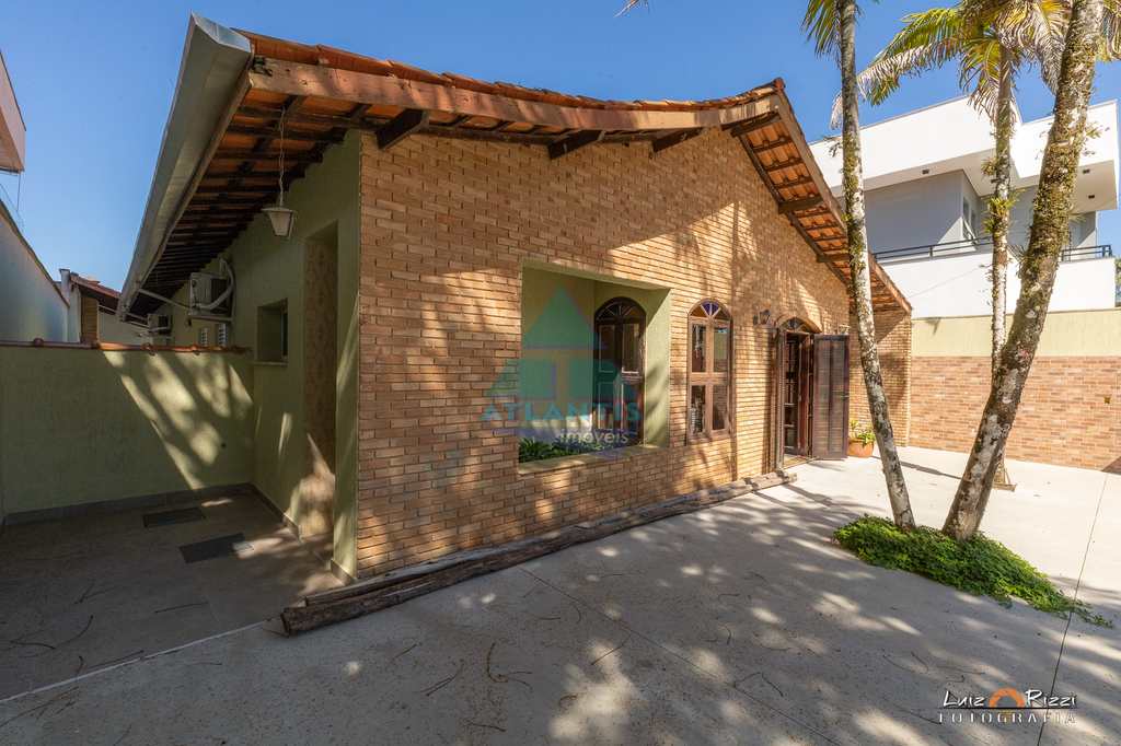 Casa em Ubatuba, no bairro Condomínio Lagoinha