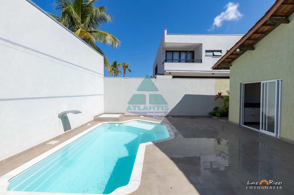 Casa em Ubatuba, no bairro Condomínio Lagoinha