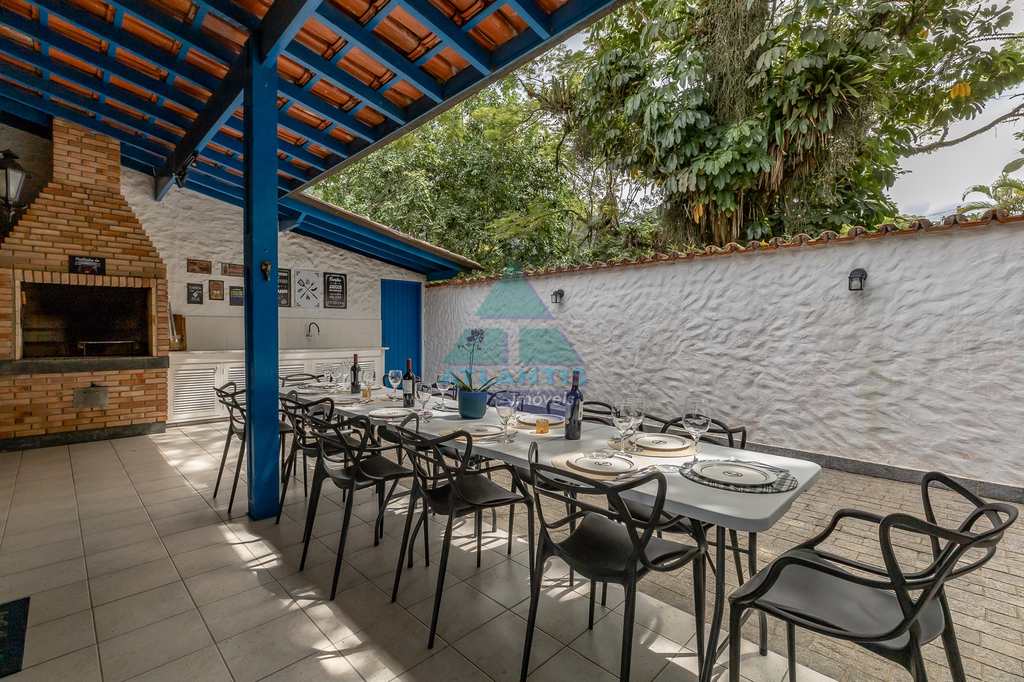 Casa em Ubatuba, no bairro Condomínio Lagoinha