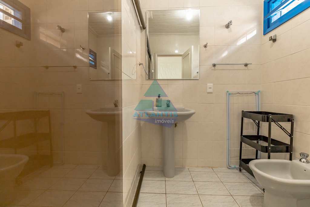 Casa em Ubatuba, no bairro Condomínio Lagoinha