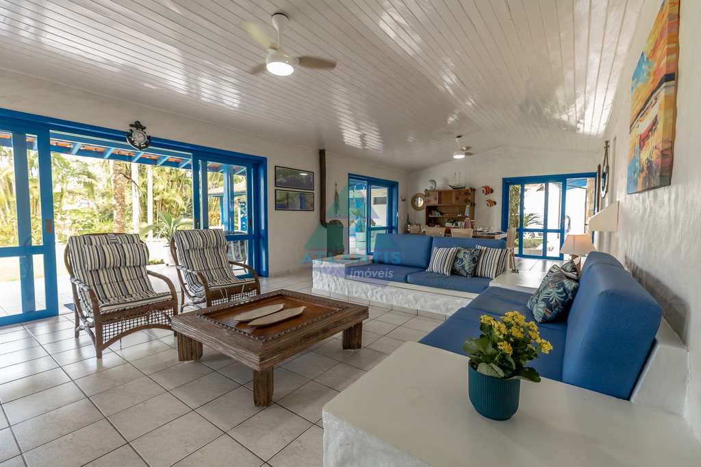 Casa em Ubatuba, no bairro Condomínio Lagoinha