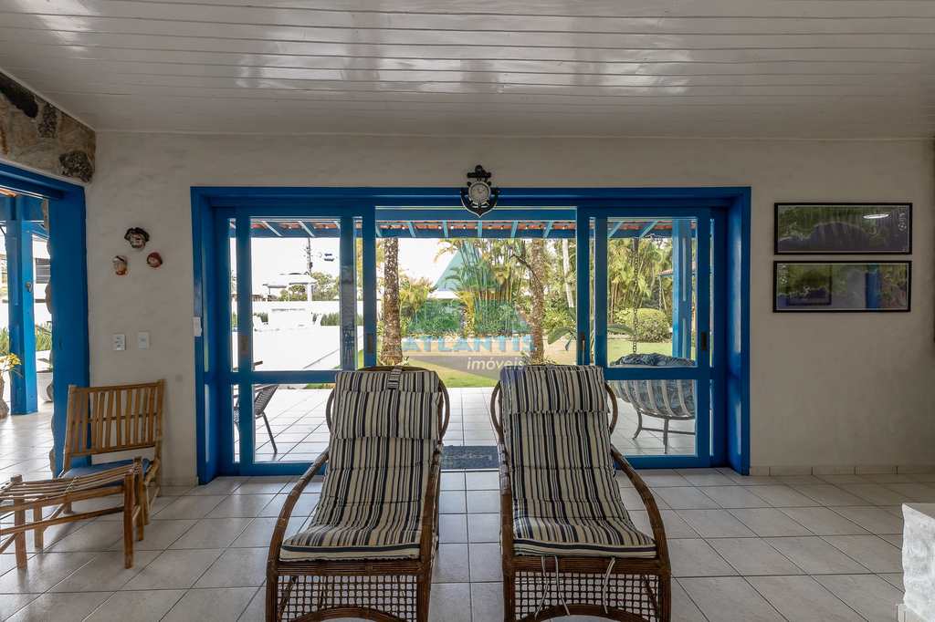 Casa em Ubatuba, no bairro Condomínio Lagoinha