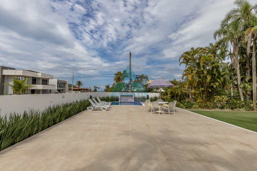 Casa em Ubatuba, no bairro Condomínio Lagoinha