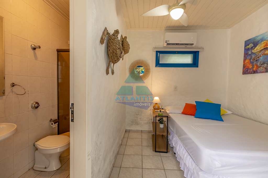 Casa em Ubatuba, no bairro Condomínio Lagoinha