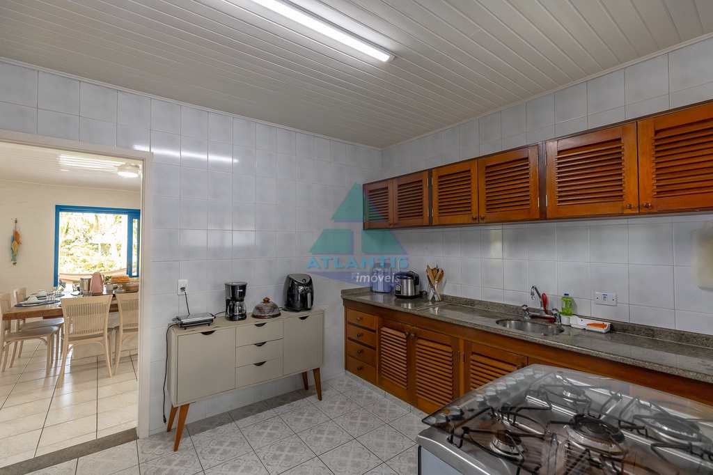 Casa em Ubatuba, no bairro Condomínio Lagoinha
