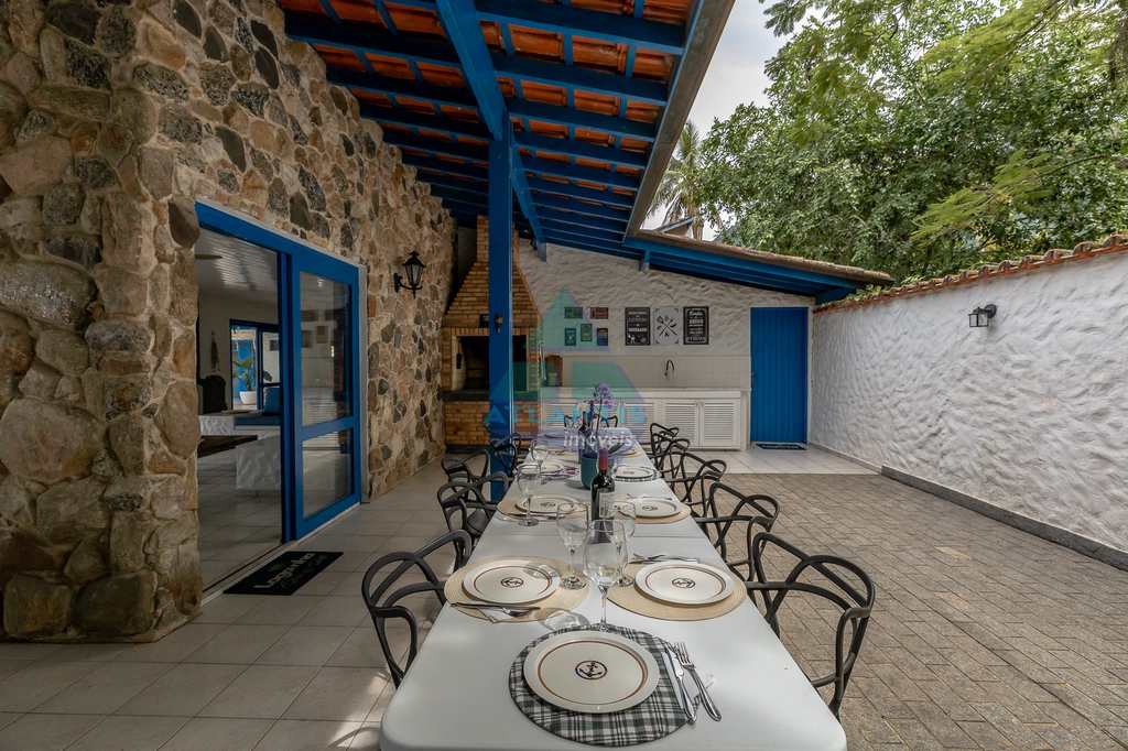 Casa em Ubatuba, no bairro Condomínio Lagoinha