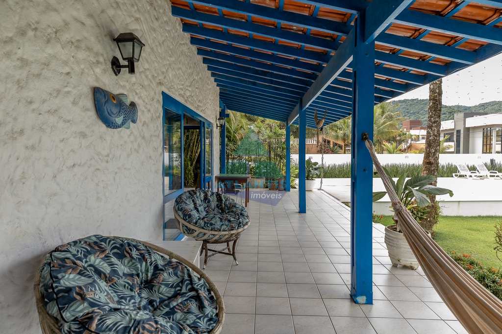 Casa em Ubatuba, no bairro Condomínio Lagoinha
