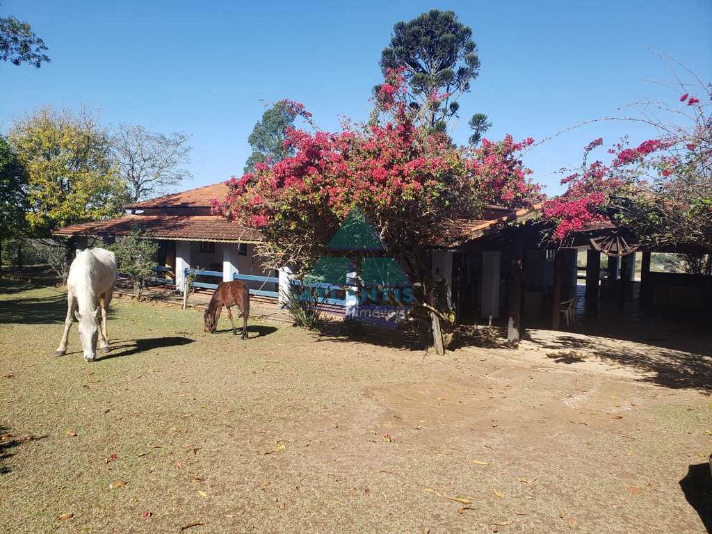 Sítio em Bragança Paulista, no bairro Área Rural de Bragança Paulista