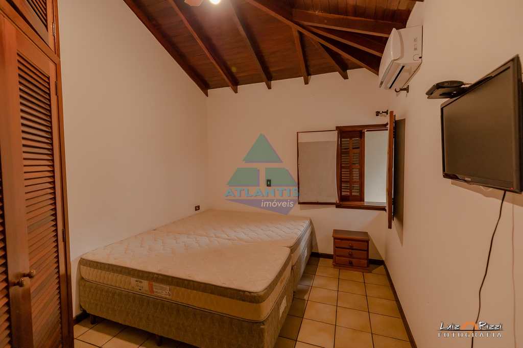 Casa em Ubatuba, no bairro Condomínio Lagoinha