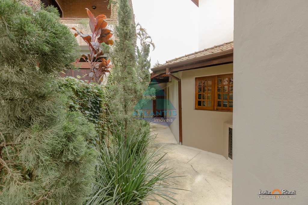 Casa em Ubatuba, no bairro Condomínio Lagoinha