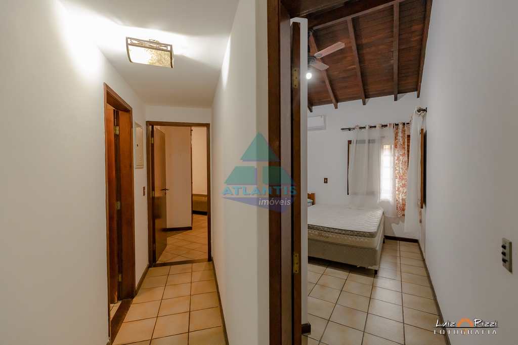 Casa em Ubatuba, no bairro Condomínio Lagoinha