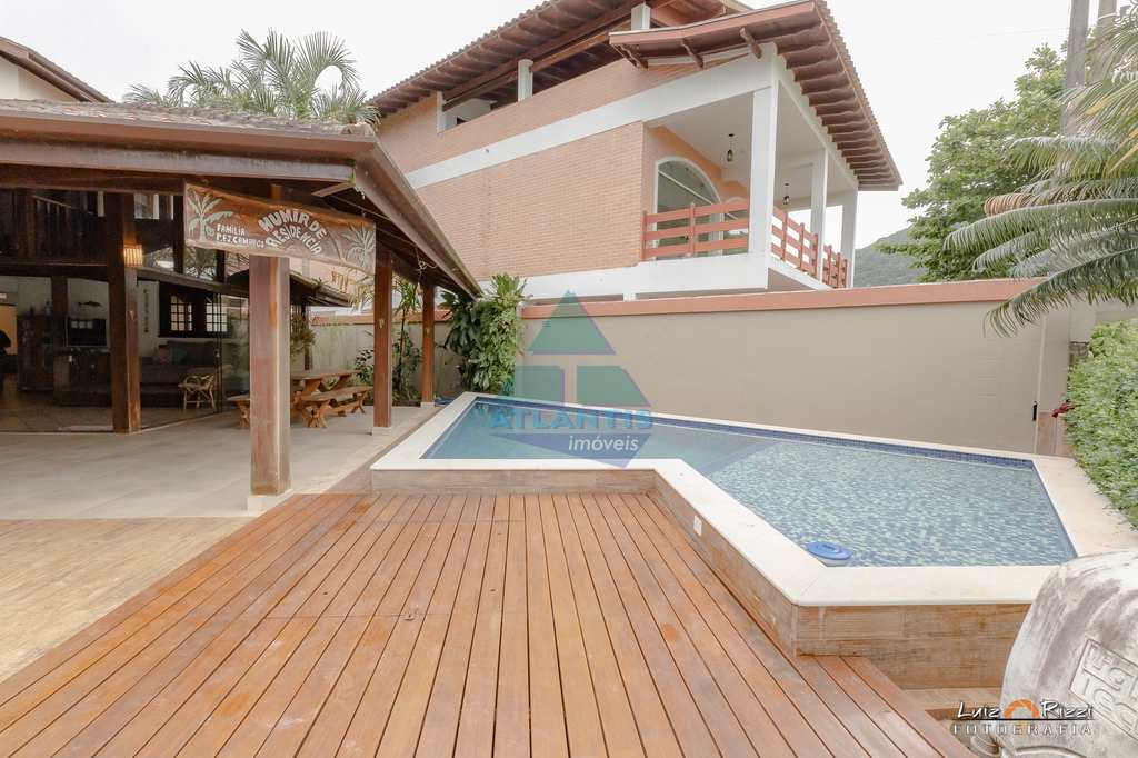 Casa em Ubatuba, no bairro Condomínio Lagoinha