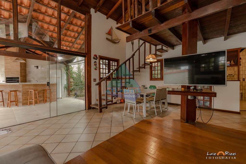 Casa em Ubatuba, no bairro Condomínio Lagoinha