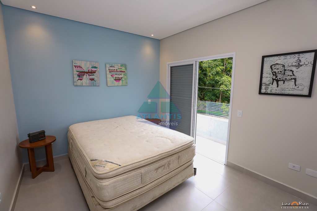 Casa em Ubatuba, no bairro Condominio Capitanias