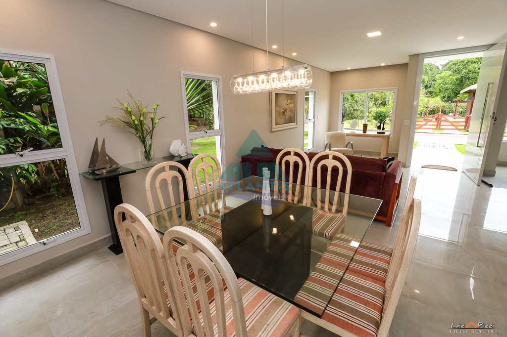 Casa em Ubatuba, no bairro Condominio Capitanias