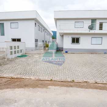 Casa em Caraguatatuba, bairro Tabatinga