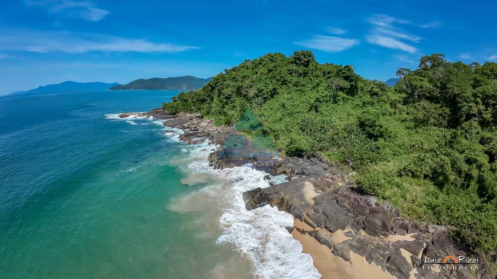 Casa em Ubatuba, no bairro Praia Grande do Bonete